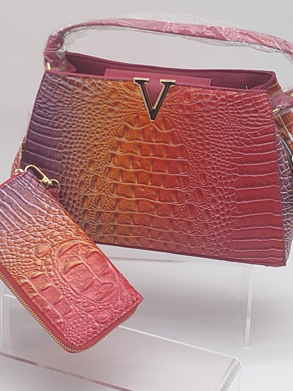 The CrocChain Elegance: Solstice Ember Multi-Tone Crocodile-Embossed Satchel & W